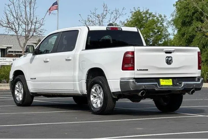 $29977 : Ram 1500 2024 4x2 Laramie 4d image 3
