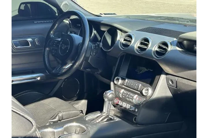 $19998 : Ford Mustang 2018 EcoBoost P image 7