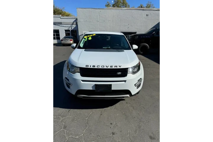 $12395 : 2016 Land Rover Discovery Spo image 6