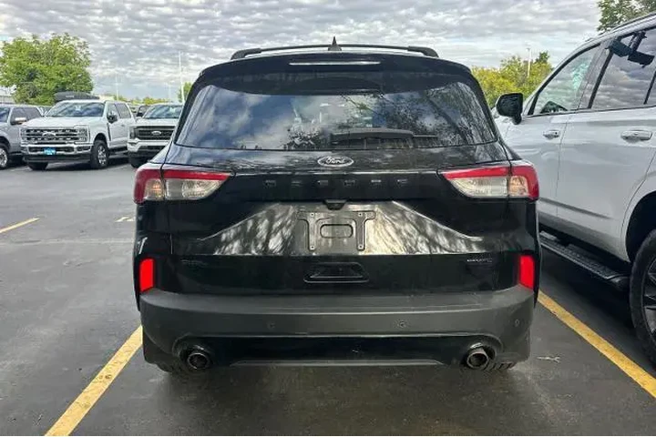 $24995 : Ford Escape 2022 AWD SEL 4dr image 5