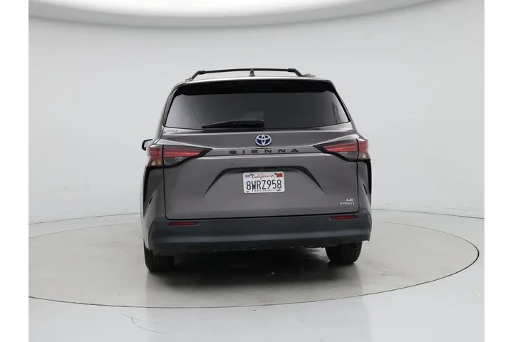 $35998 : Toyota Sienna 2021 LE 8-Pass image 6