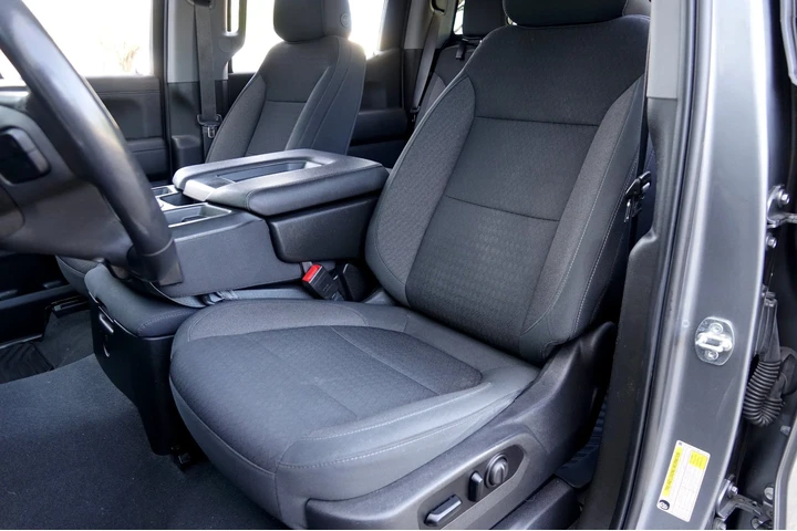 $27995 : 2021 Silverado 1500 2WD Crew image 6