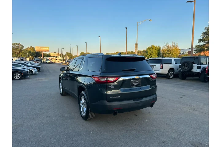 $8980 : 2018 Traverse FWD 4dr LT Clot image 4