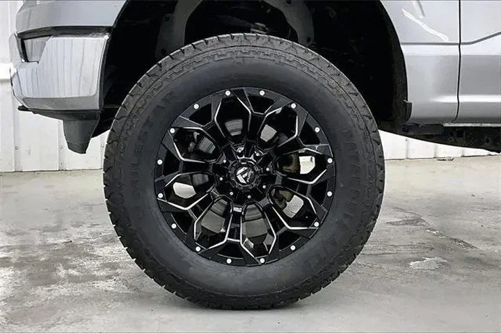 $36490 : Ford F-150 2023 4x4 XLT 4dr image 10