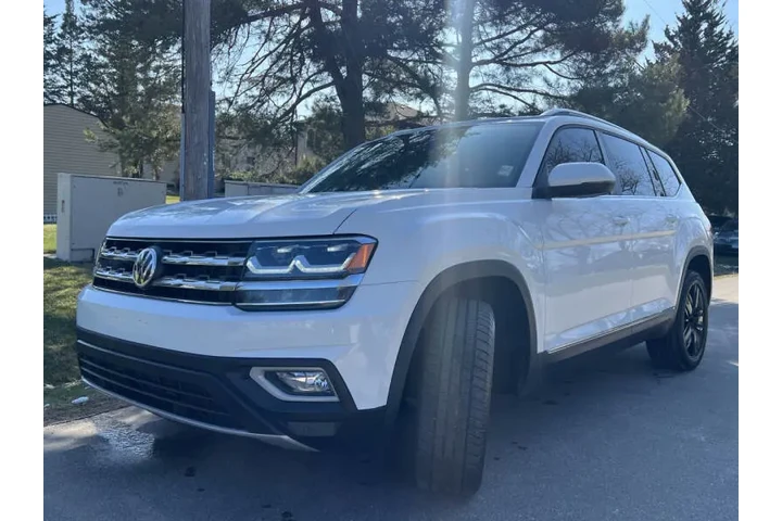 $19997 : 2019 Atlas V6 SEL 4Motion image 4