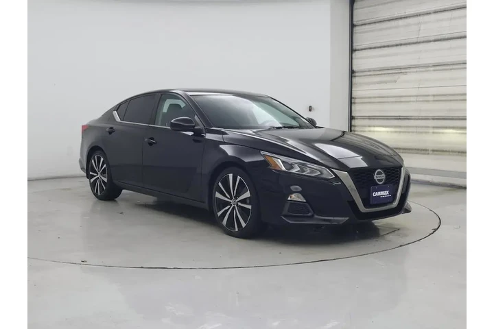 $15998 : Nissan Altima 2020 2.5 SR 4d image 1