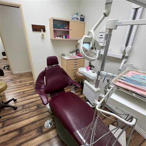 ISLAND PLAZA DENTAL GROUP image 6