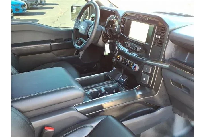 $35988 : Ford F-150 2023 4x2 XL 4dr S image 10