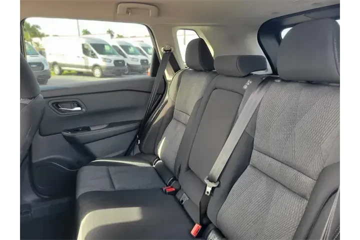 $29991 : Nissan Rogue 2026 SV 4dr Cro image 8