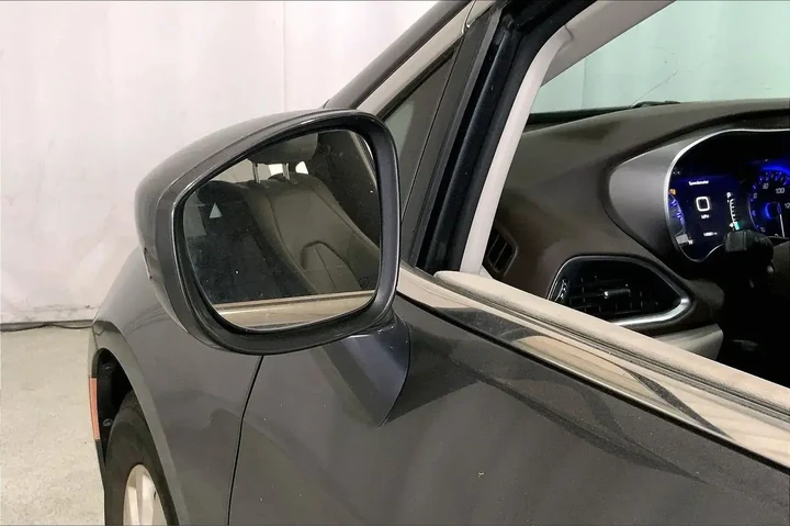 $10891 : Chrysler Pacifica 2018 Touri image 10