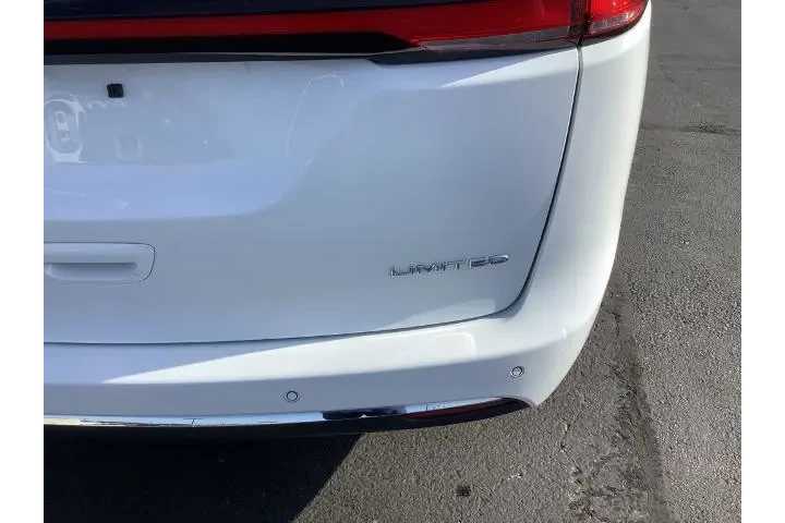 $35950 : Chrysler Pacifica 2023 Limit image 10