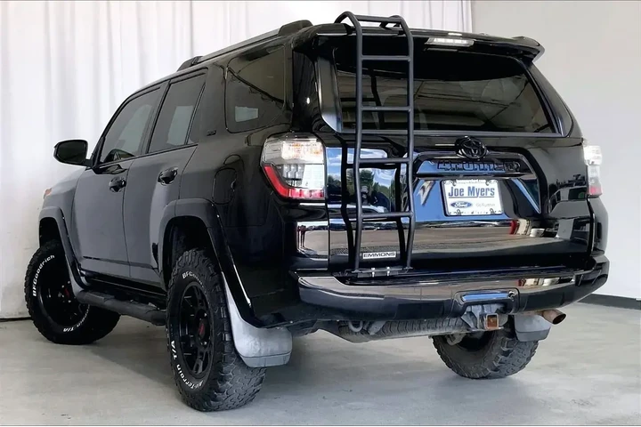 $32492 : Toyota 4Runner 2021 4x4 SR5 image 9