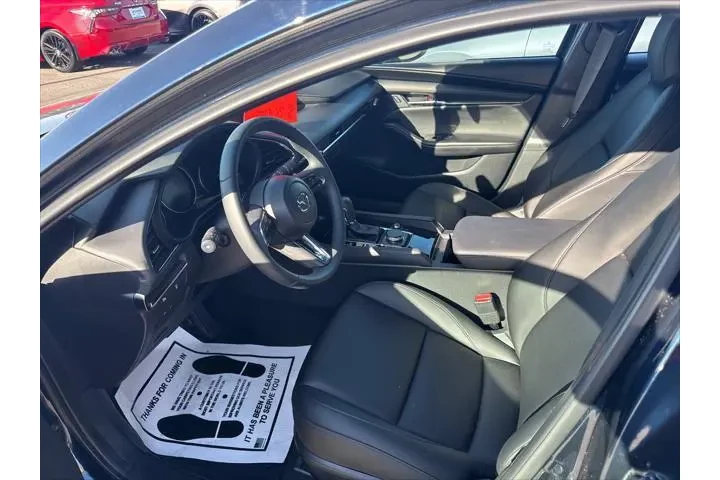 $23999 : Mazda Mazda3 Hatchback 2024 image 9