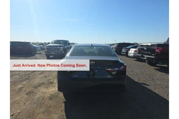 $33900 : Toyota Camry 2026 SE 4dr Sed image 5