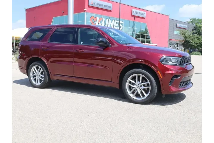 $30777 : Dodge Durango 2024 AWD GT 4d image 2