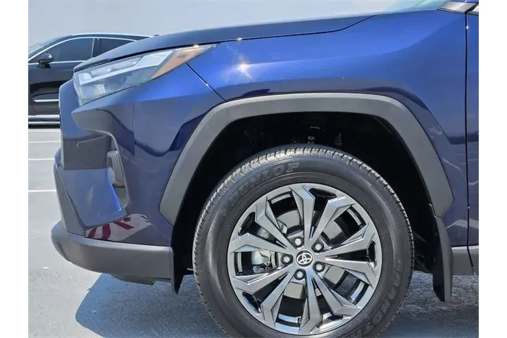 $35226 : Toyota RAV4 Hybrid 2023 AWD image 9