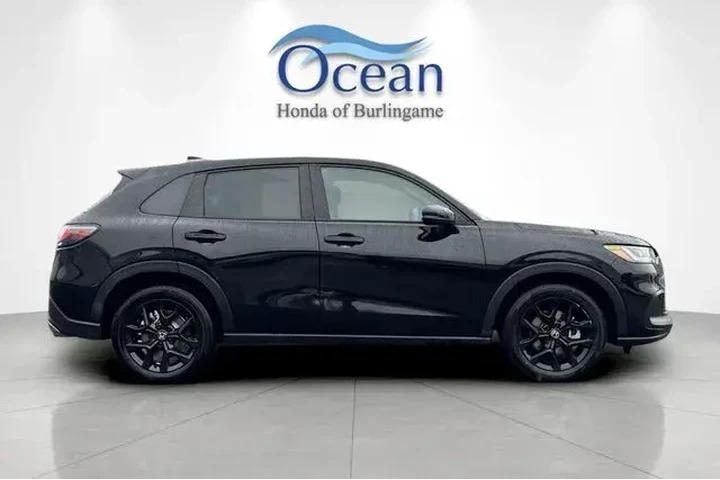$25994 : Honda HR-V 2025 AWD Sport 4d image 3
