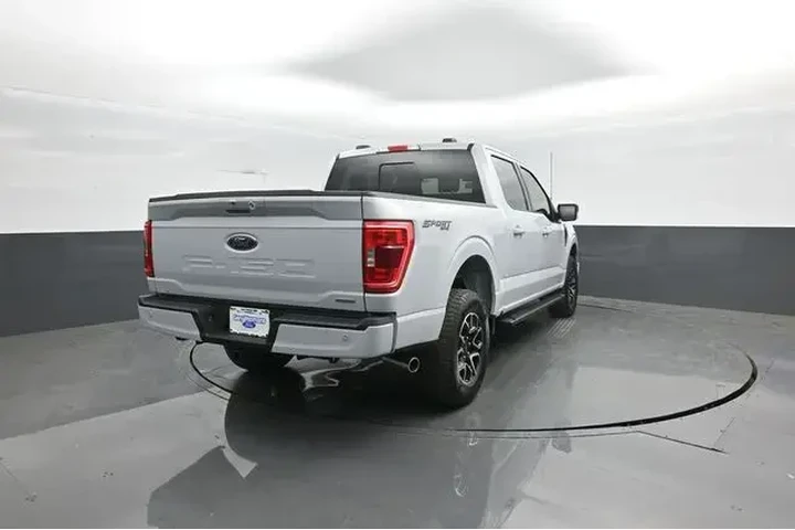 $39749 : Ford F-150 2022 4x4 XL 4dr S image 7