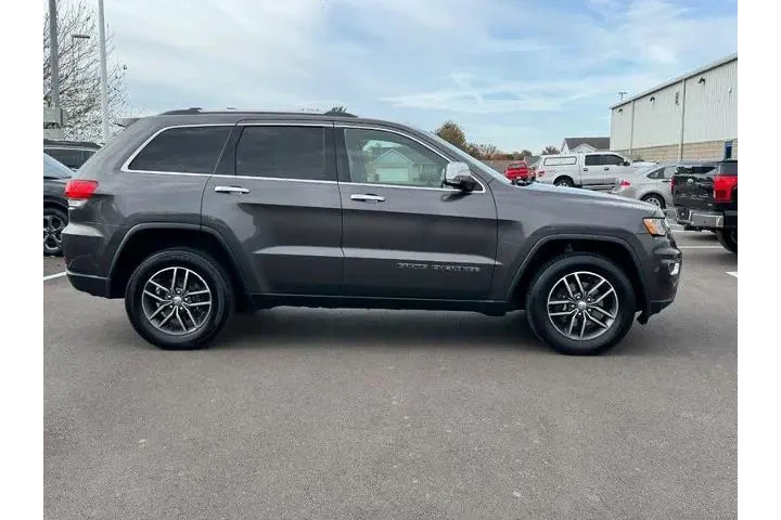 $8800 : Jeep Grand Cherokee 2018 4x4 image 2