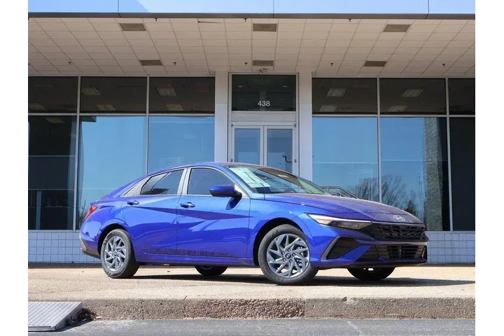 $26547 : Hyundai ELANTRA Hybrid 2026 image 2
