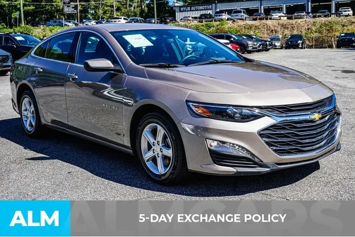 $16920 : Chevrolet Malibu 2023 LT 4dr image 4