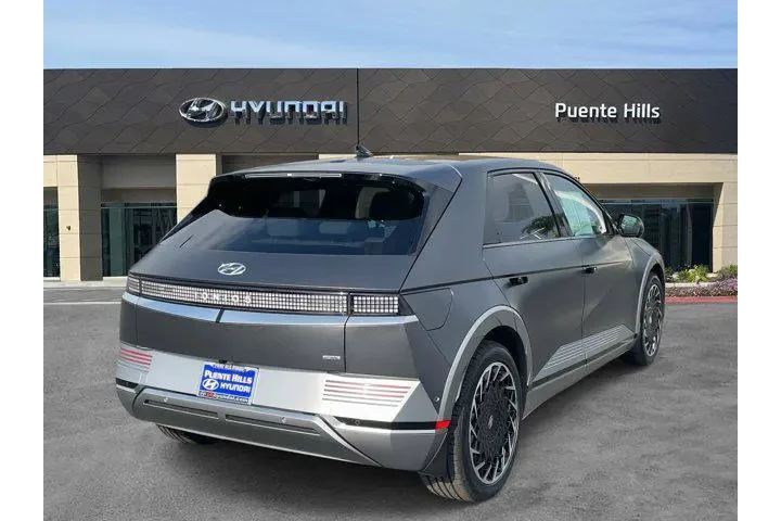 $26995 : Hyundai IONIQ 5 2023 AWD Lim image 5