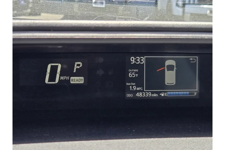 $18588 : Toyota Prius c 2018 One 4dr image 6