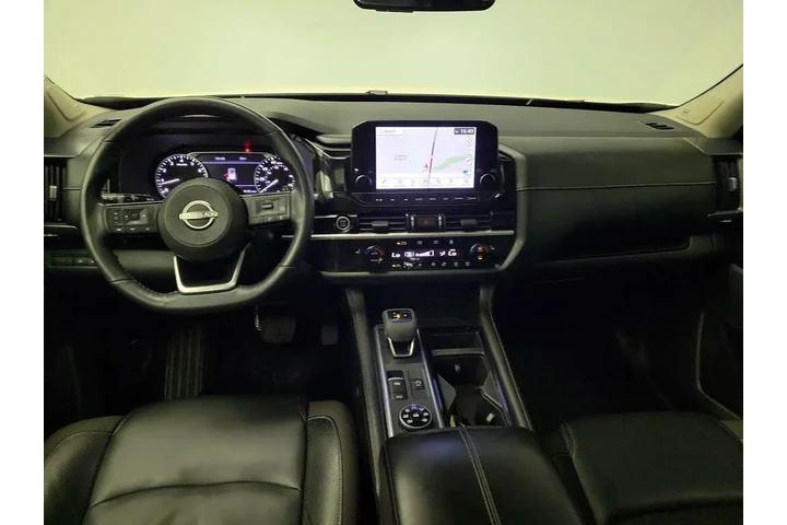 $30998 : Nissan Pathfinder 2023 AWD S image 9