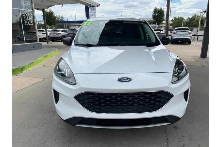 $19950 : 2022 Escape SE AWD image 2