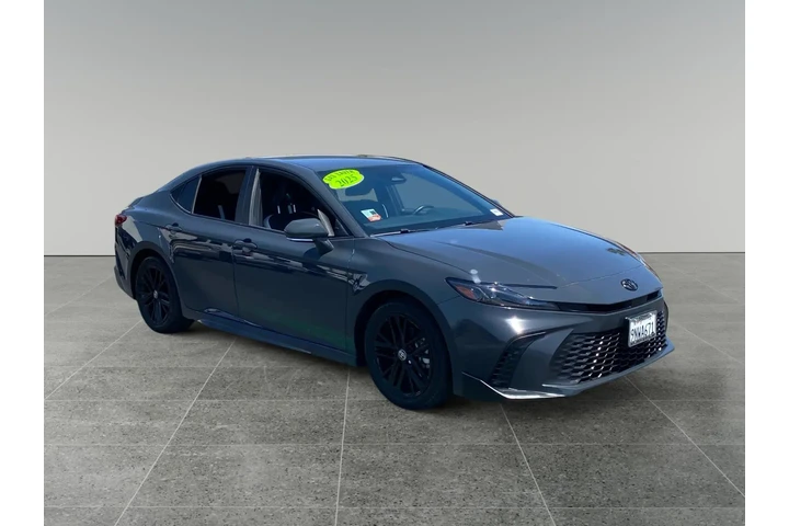 $31793 : Toyota Camry 2025 image 10