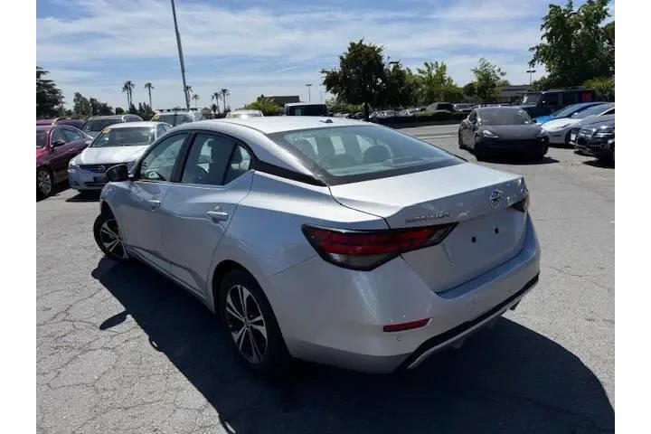 $19626 : Nissan Sentra 2023 SV 4dr Se image 5