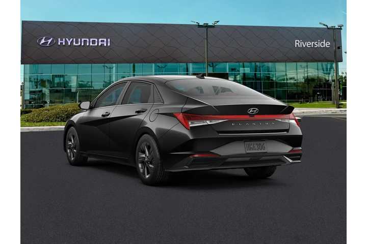 $19881 : Hyundai ELANTRA 2023 SEL 4dr image 5