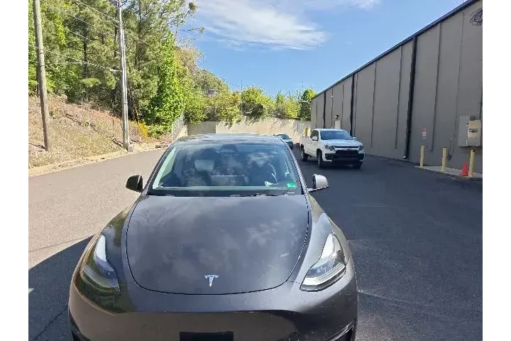 $34990 : Tesla Model Y 2024 AWD Long image 7