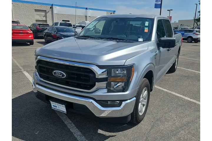 $34000 : Ford F-150 2023 4x2 XL 4dr S image 1