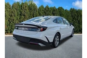 $23257 : Hyundai SONATA 2025 SE 4dr S thumbnail