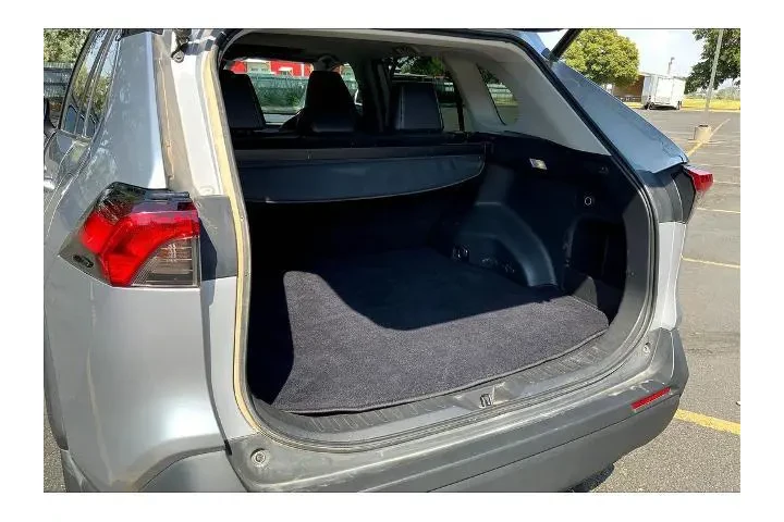 $31995 : Toyota RAV4 Hybrid 2023 AWD image 10