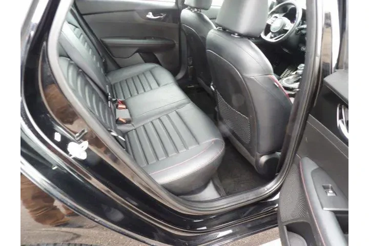 $19998 : Kia Forte 2023 GT 4dr Sedan image 7