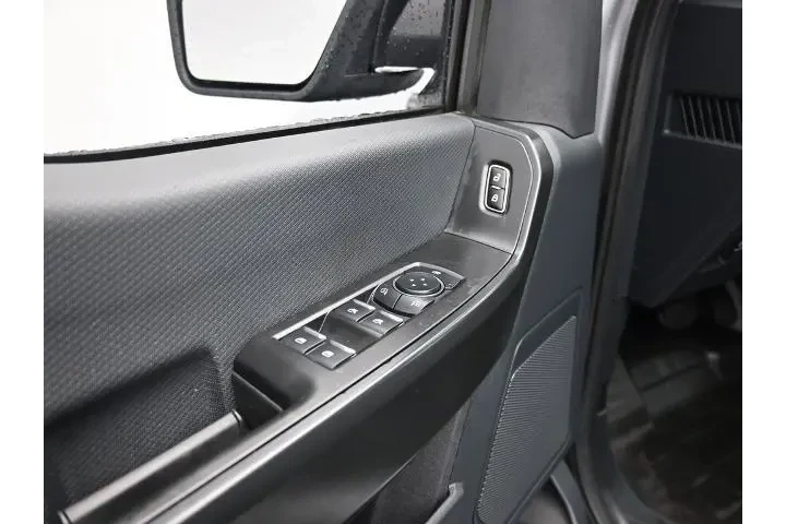 $36600 : Ford F-150 2023 4x4 XL 4dr S image 9