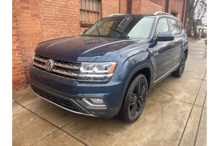 $13500 : 2018 Atlas V6 SEL 4Motion image 5