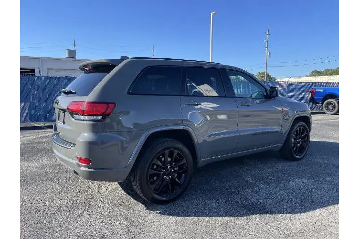$25481 : Jeep Grand Cherokee WK 2022 image 2