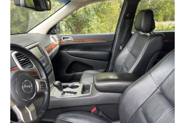 $7995 : 2012 Grand Cherokee Limited image 5