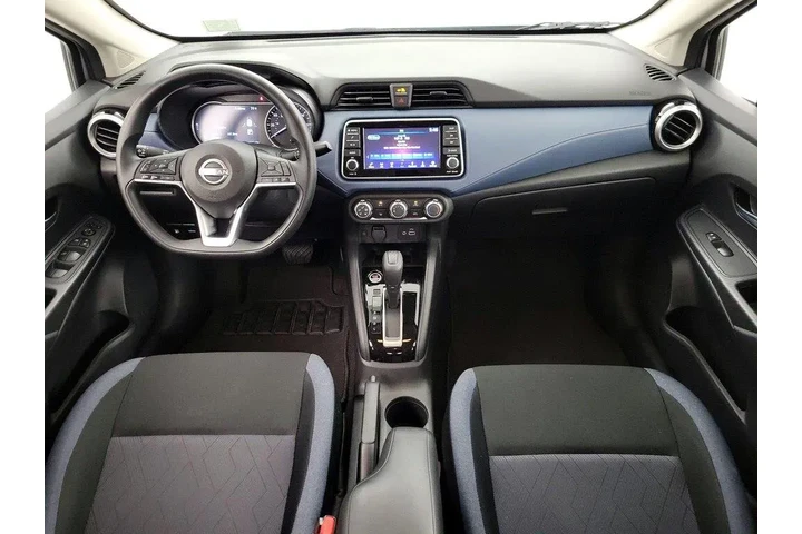 $18998 : Nissan Versa 2025 SV 4dr Sed image 9