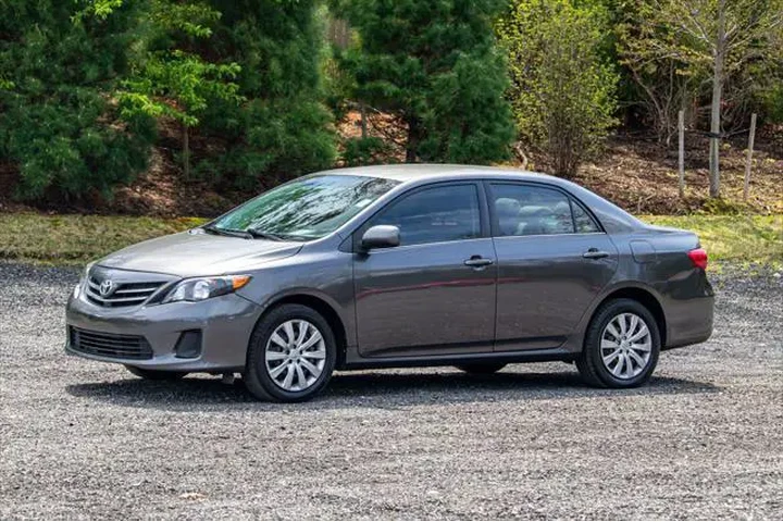 $10995 : Toyota Corolla 2013 S 4dr Se image 3