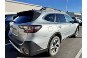 $22590 : Subaru Outback 2022 AWD Limi thumbnail