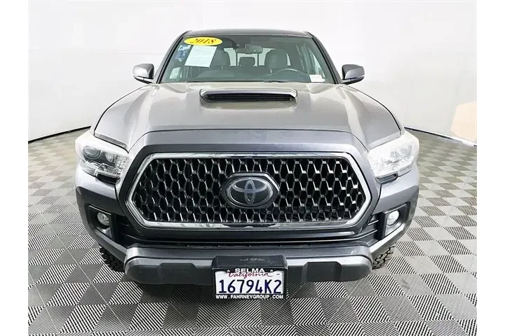 $29900 : Toyota Tacoma 2018 4x4 TRD S image 2