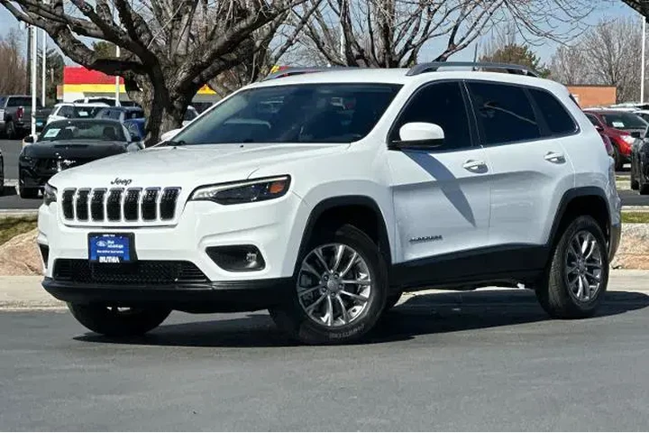$17995 : Jeep Cherokee 2019 4x4 Latit image 1