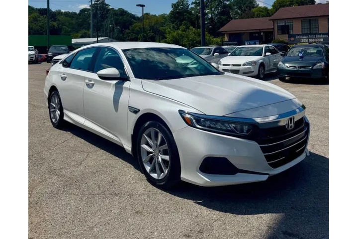 $17900 : 2022 Accord LX image 8