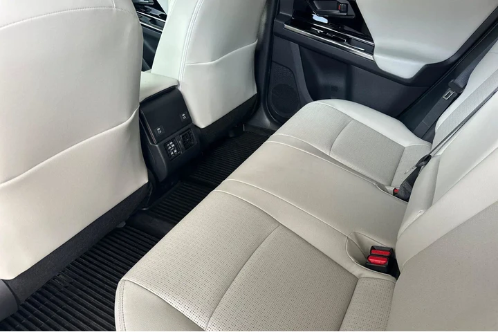 $23900 : Toyota bZ4X 2023 Limited 4dr image 8