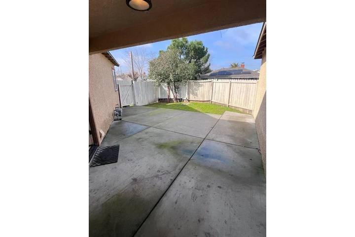 $1050 : de 2 dormitorios actualizado image 10