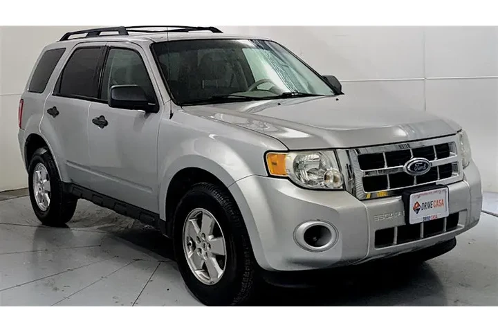 2015 Escape SE 4WD image 3